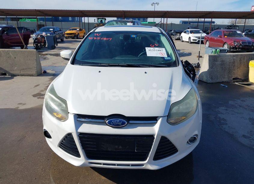 Photo 11 of 2012 Ford Focus TITANIUM (VIN 1FAHP3N25CL232225)