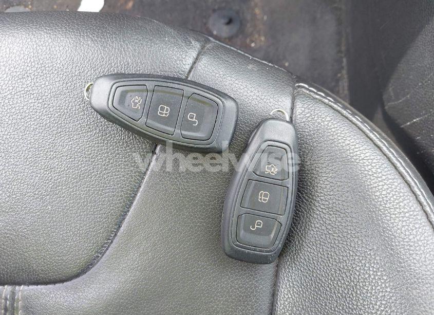 Photo 11 of 2012 Ford Focus TITANIUM (VIN 1FAHP3N25CL402566)