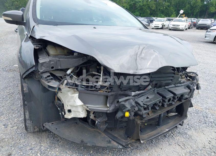 Photo 13 of 2012 Ford Focus TITANIUM (VIN 1FAHP3N25CL402566)