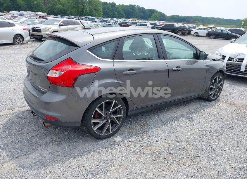 Photo 4 of 2012 Ford Focus TITANIUM (VIN 1FAHP3N25CL402566)