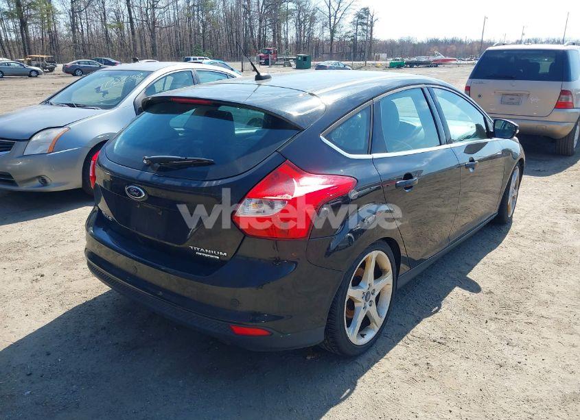 Photo 4 of 2012 Ford Focus TITANIUM (VIN 1FAHP3N25CL428522)