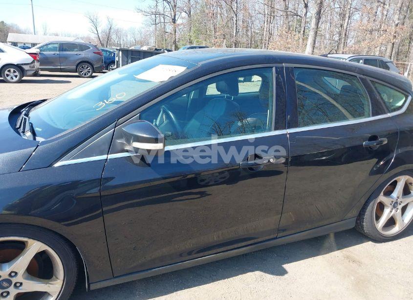 Photo 6 of 2012 Ford Focus TITANIUM (VIN 1FAHP3N25CL428522)