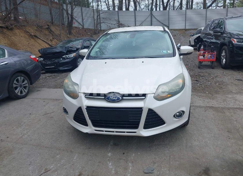 Photo 12 of 2012 Ford Focus TITANIUM (VIN 1FAHP3N26CL183004)