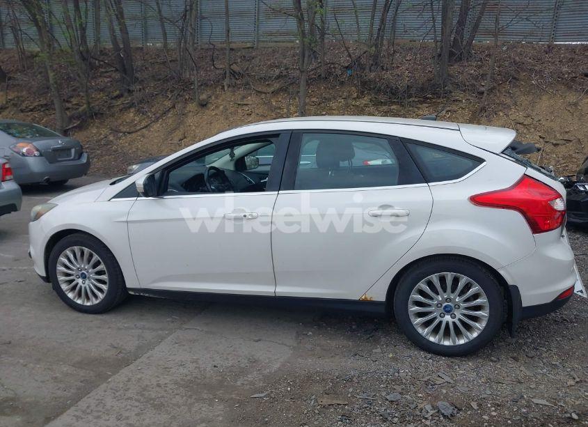 Photo 14 of 2012 Ford Focus TITANIUM (VIN 1FAHP3N26CL183004)