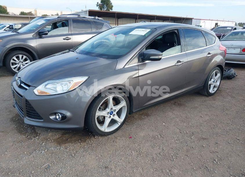 Photo 2 of 2012 Ford Focus TITANIUM (VIN 1FAHP3N26CL237305)