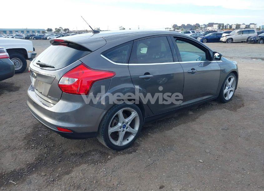 Photo 4 of 2012 Ford Focus TITANIUM (VIN 1FAHP3N26CL237305)