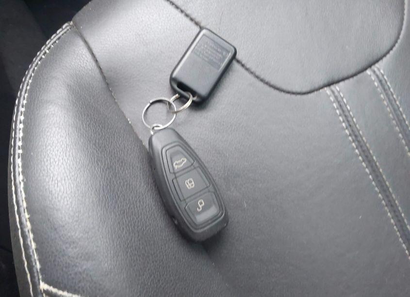 Photo 11 of 2012 Ford Focus TITANIUM (VIN 1FAHP3N26CL309751)