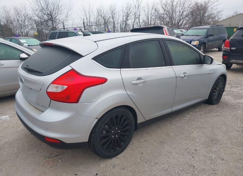 Photo 4 of 2012 Ford Focus TITANIUM (VIN 1FAHP3N26CL309751)