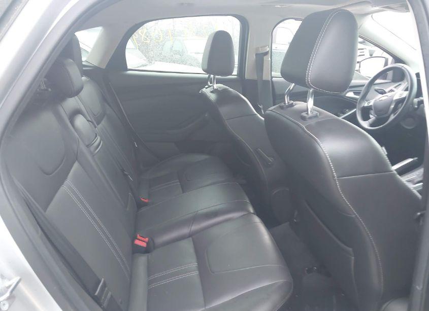 Photo 8 of 2012 Ford Focus TITANIUM (VIN 1FAHP3N26CL309751)