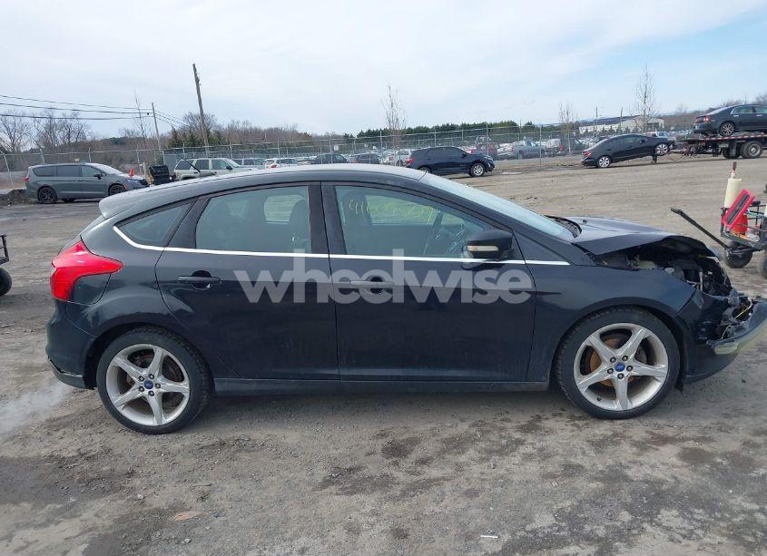 Photo 13 of 2012 Ford Focus TITANIUM (VIN 1FAHP3N27CL309239)