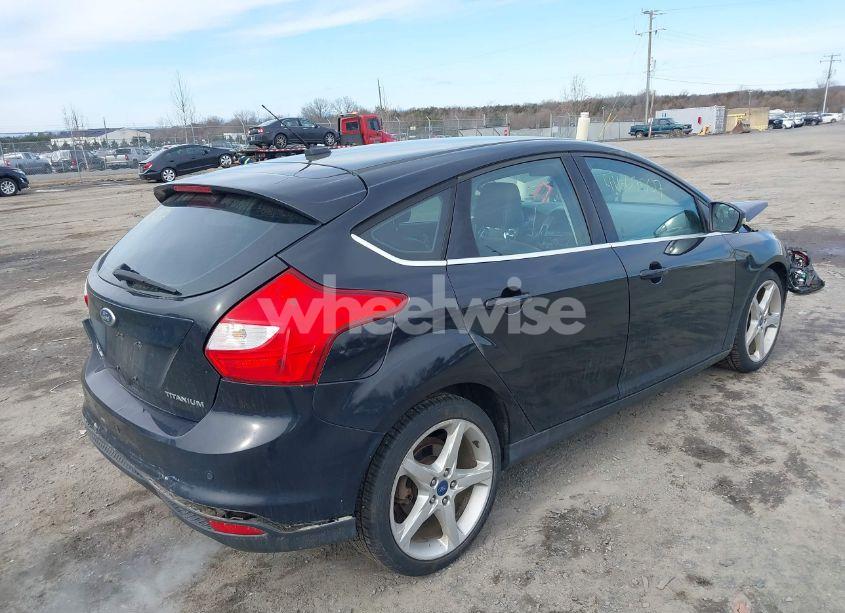 Photo 4 of 2012 Ford Focus TITANIUM (VIN 1FAHP3N27CL309239)