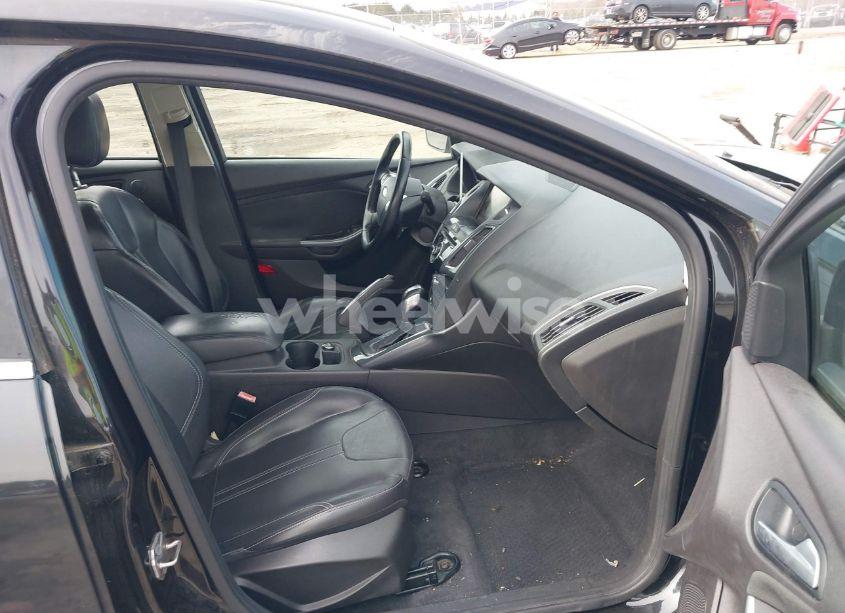 Photo 5 of 2012 Ford Focus TITANIUM (VIN 1FAHP3N27CL309239)