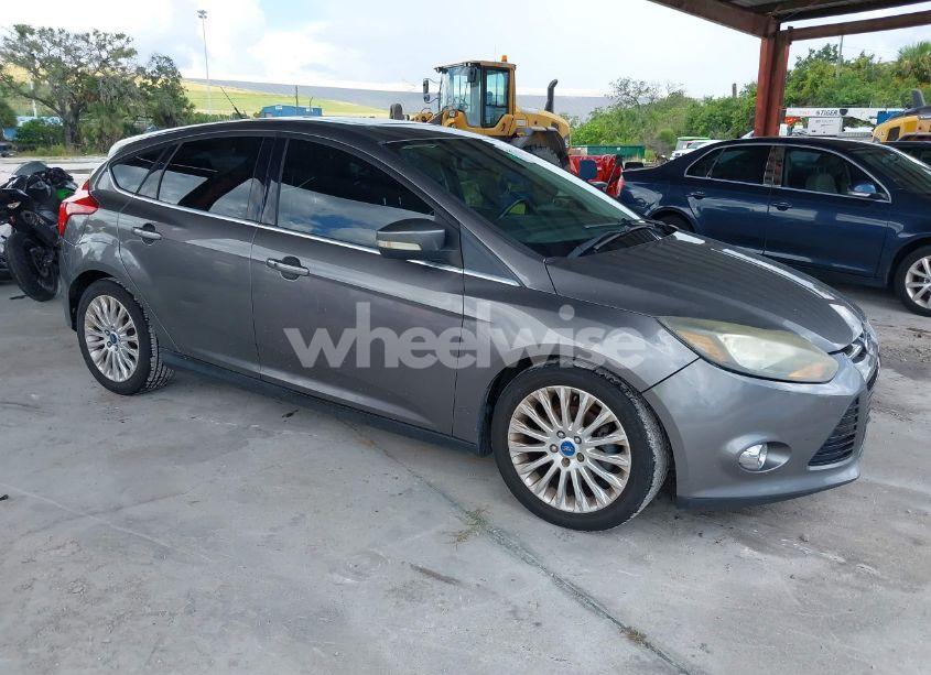 2012 Ford Focus TITANIUM (VIN 1FAHP3N27CL398908) main photo