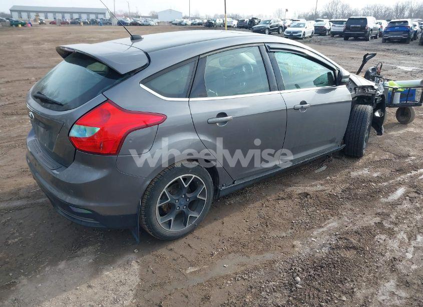 Photo 4 of 2012 Ford Focus TITANIUM (VIN 1FAHP3N28CL127100)