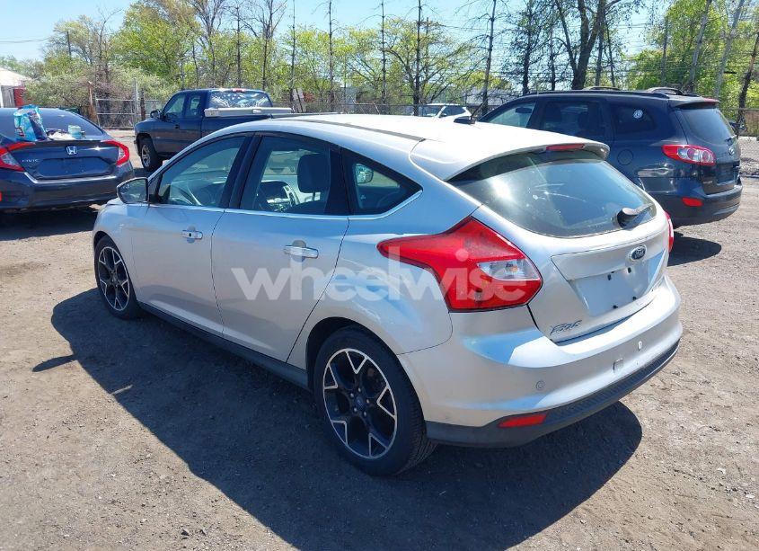 Photo 3 of 2012 Ford Focus TITANIUM (VIN 1FAHP3N28CL149792)