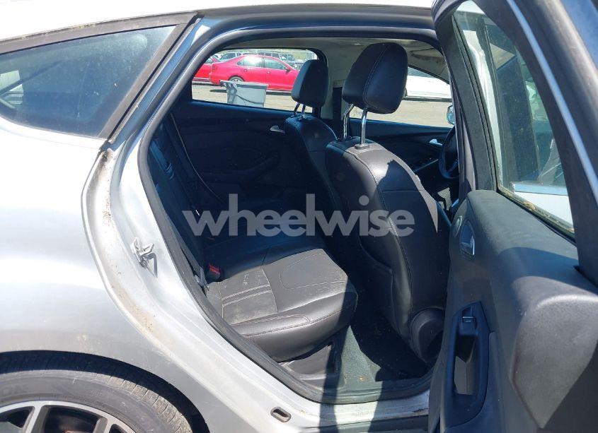 Photo 8 of 2012 Ford Focus TITANIUM (VIN 1FAHP3N28CL149792)