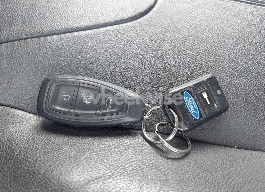 Photo 11 of 2012 Ford Focus TITANIUM (VIN 1FAHP3N28CL225852)