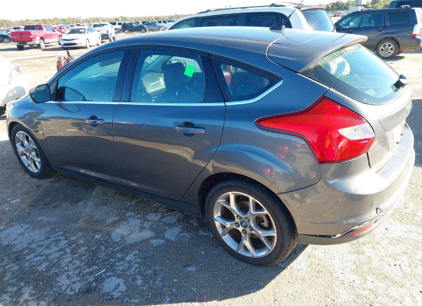 Photo 3 of 2012 Ford Focus TITANIUM (VIN 1FAHP3N28CL256891)