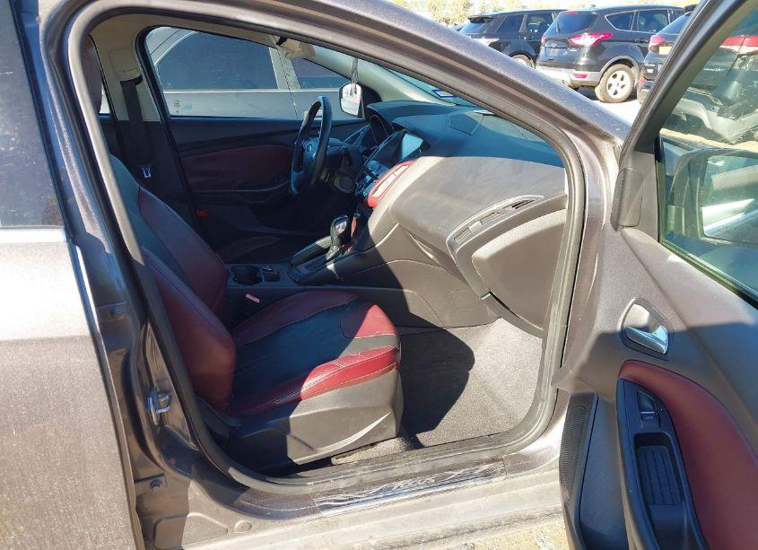 Photo 5 of 2012 Ford Focus TITANIUM (VIN 1FAHP3N28CL256891)