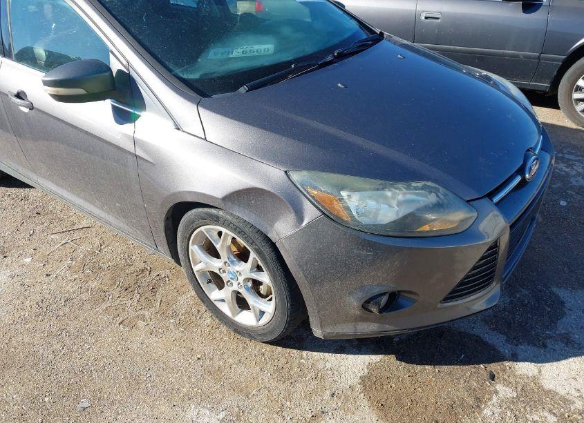 Photo 6 of 2012 Ford Focus TITANIUM (VIN 1FAHP3N28CL256891)