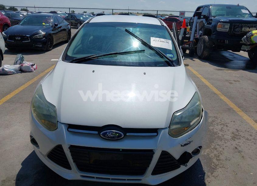 Photo 6 of 2012 Ford Focus TITANIUM (VIN 1FAHP3N28CL265350)