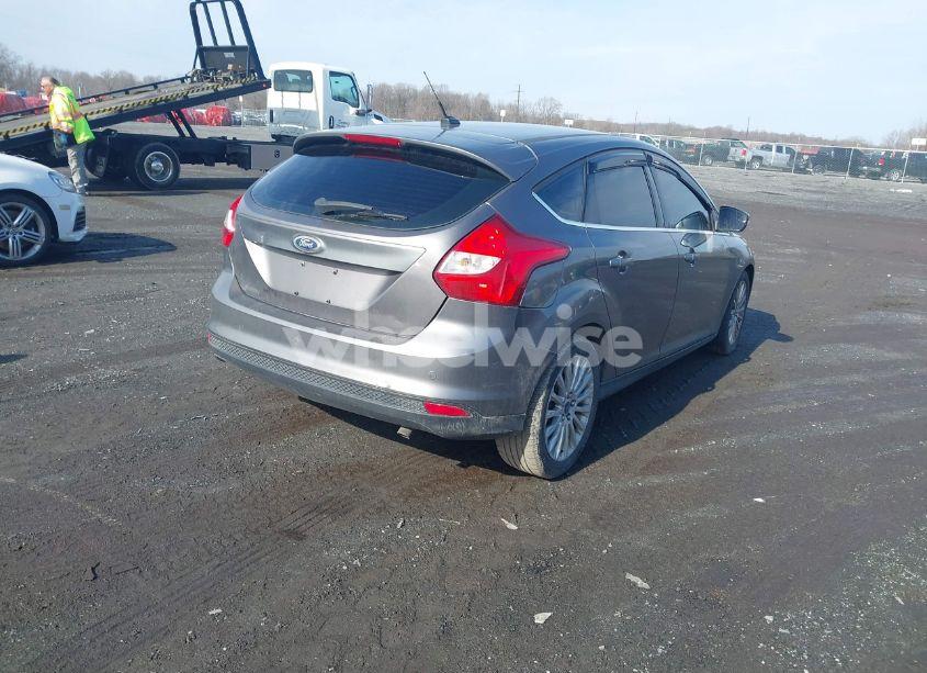 Photo 4 of 2012 Ford Focus TITANIUM (VIN 1FAHP3N28CL270225)