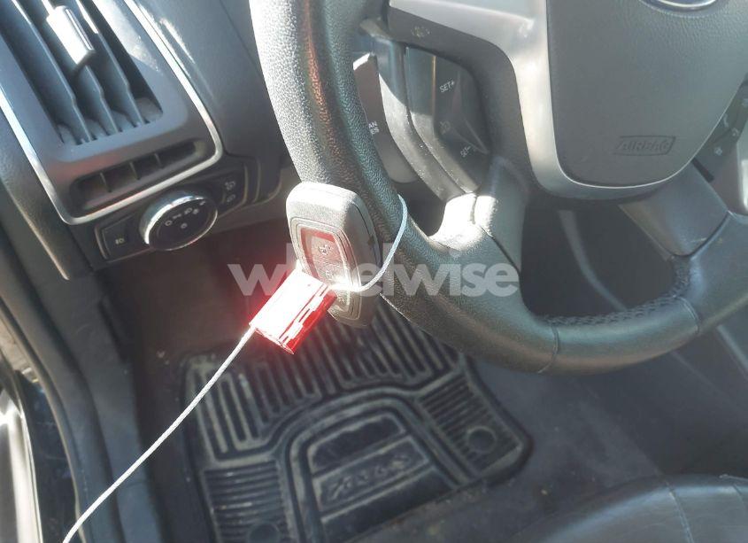 Photo 11 of 2012 Ford Focus TITANIUM (VIN 1FAHP3N29CL117692)