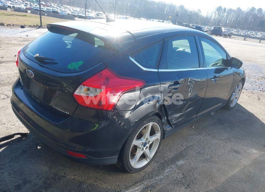 Photo 4 of 2012 Ford Focus TITANIUM (VIN 1FAHP3N29CL117692)