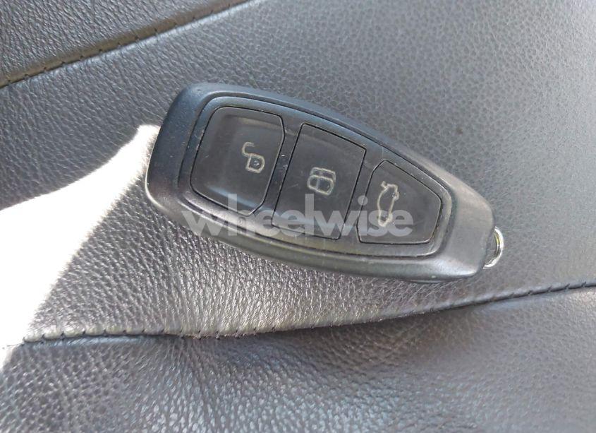 Photo 11 of 2012 Ford Focus TITANIUM (VIN 1FAHP3N29CL120317)