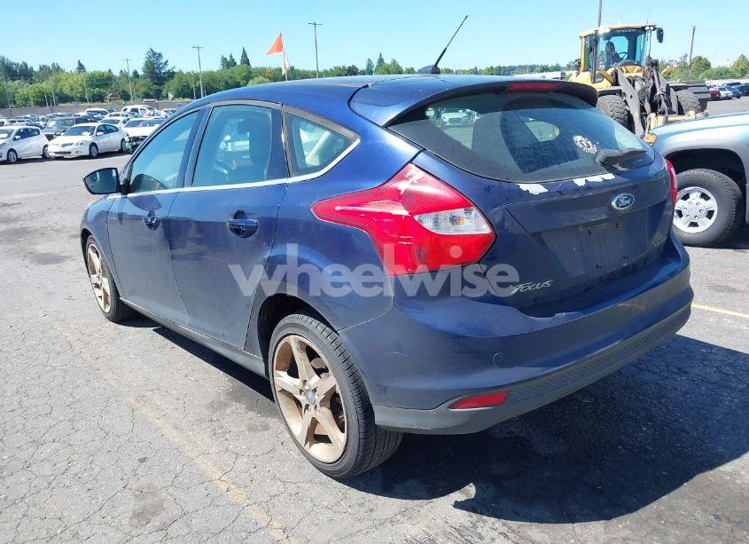 Photo 3 of 2012 Ford Focus TITANIUM (VIN 1FAHP3N29CL120317)