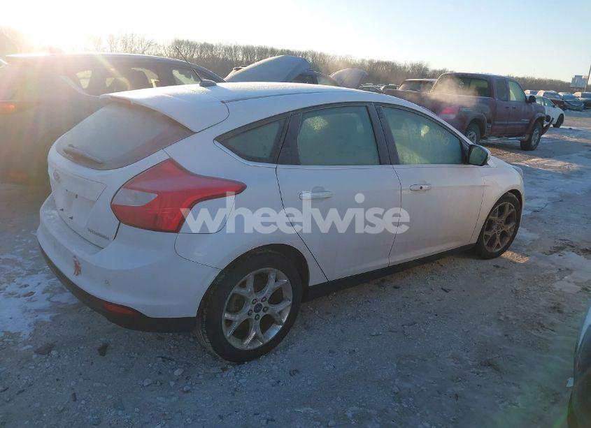 Photo 4 of 2012 Ford Focus TITANIUM (VIN 1FAHP3N29CL233541)