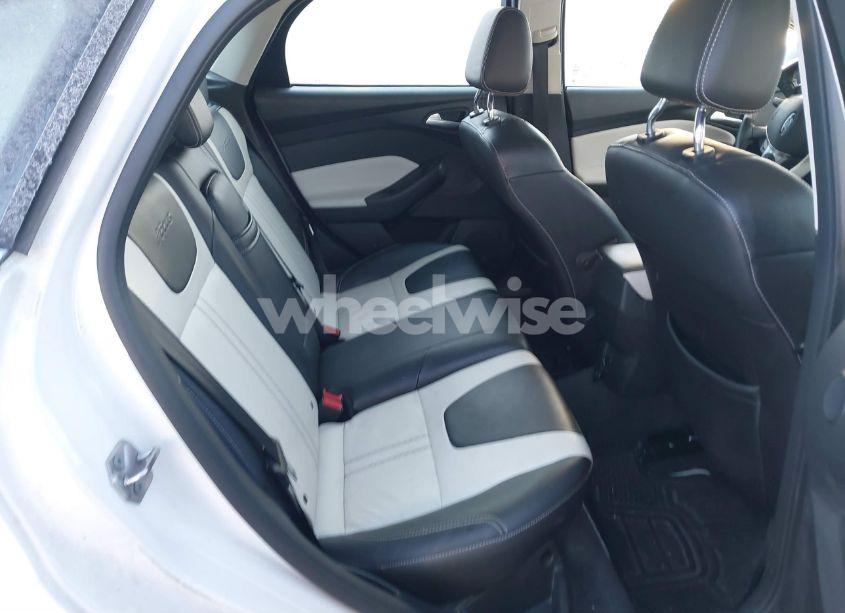 Photo 8 of 2012 Ford Focus TITANIUM (VIN 1FAHP3N29CL233541)