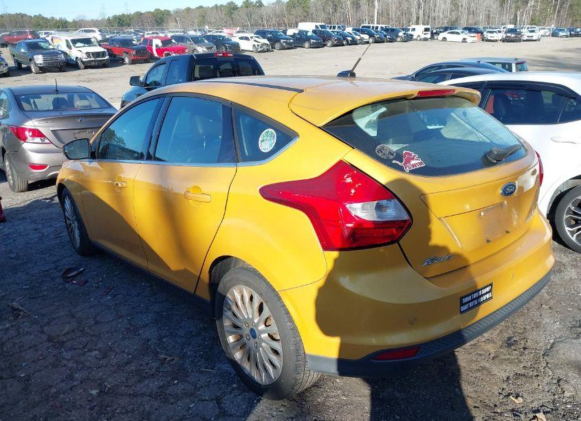 Photo 3 of 2012 Ford Focus TITANIUM (VIN 1FAHP3N29CL243731)