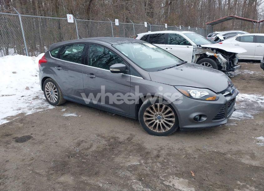 2012 Ford Focus TITANIUM (VIN 1FAHP3N29CL282013) main photo