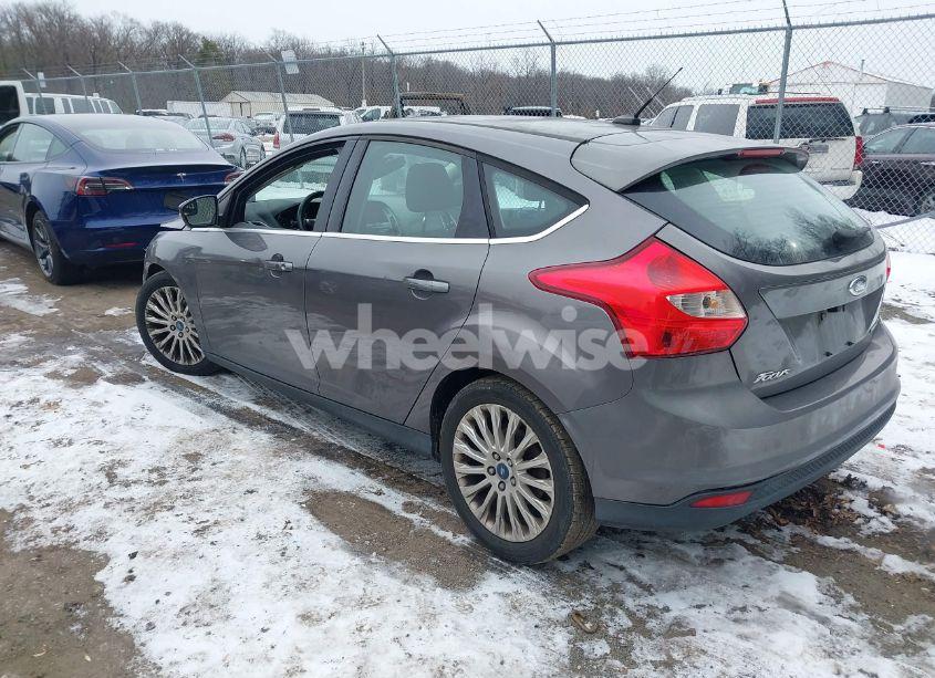 Photo 3 of 2012 Ford Focus TITANIUM (VIN 1FAHP3N29CL282013)