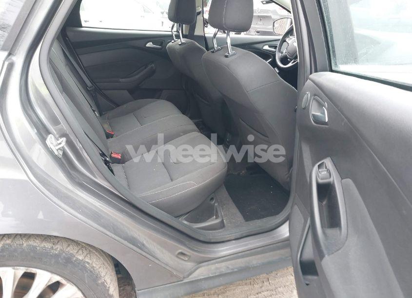 Photo 8 of 2012 Ford Focus TITANIUM (VIN 1FAHP3N29CL282013)