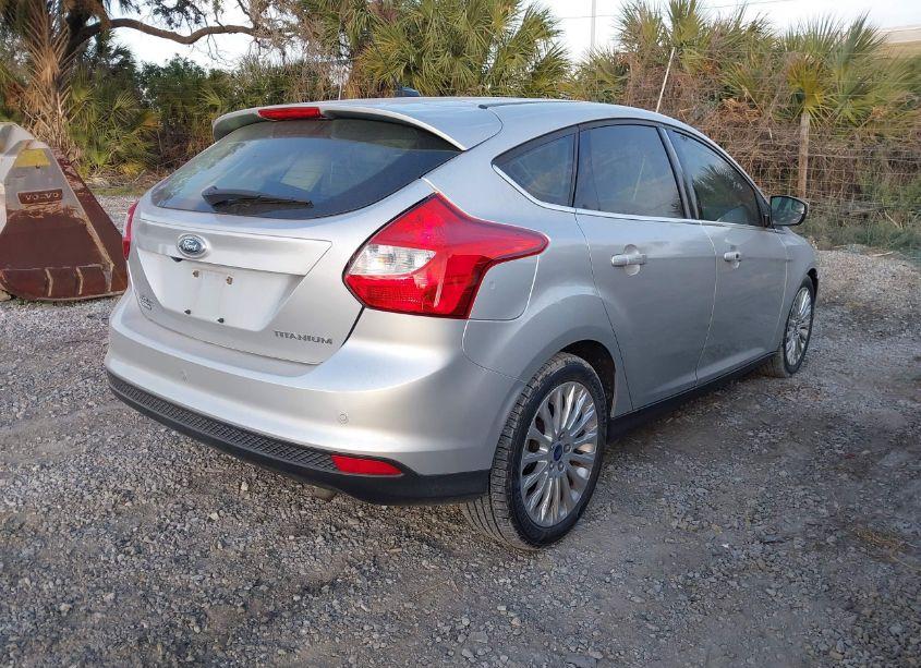 Photo 4 of 2012 Ford Focus TITANIUM (VIN 1FAHP3N2XCL298561)