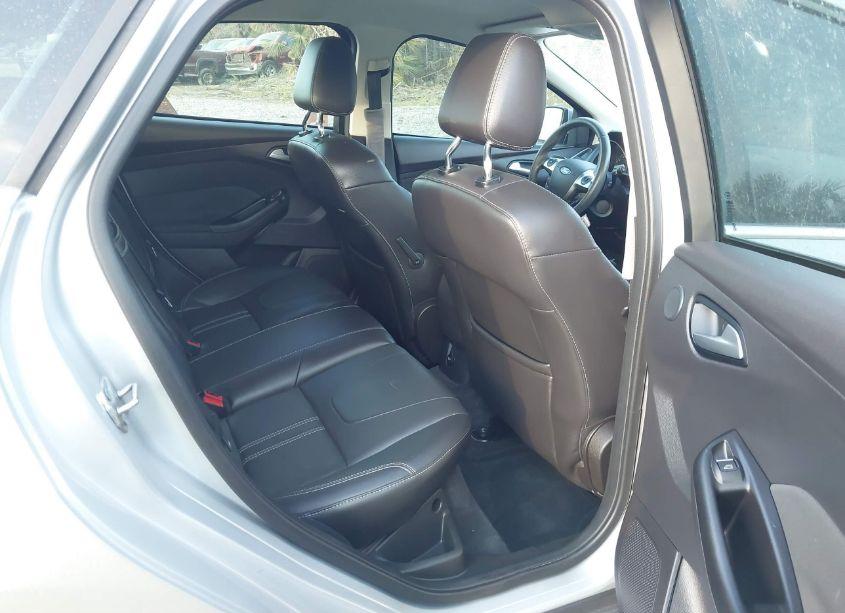 Photo 8 of 2012 Ford Focus TITANIUM (VIN 1FAHP3N2XCL298561)