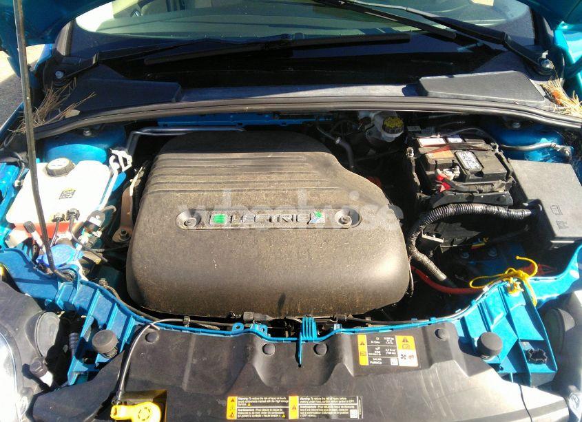 Photo 10 of 2012 Ford Focus ELECTRIC (VIN 1FAHP3R44CL263669)