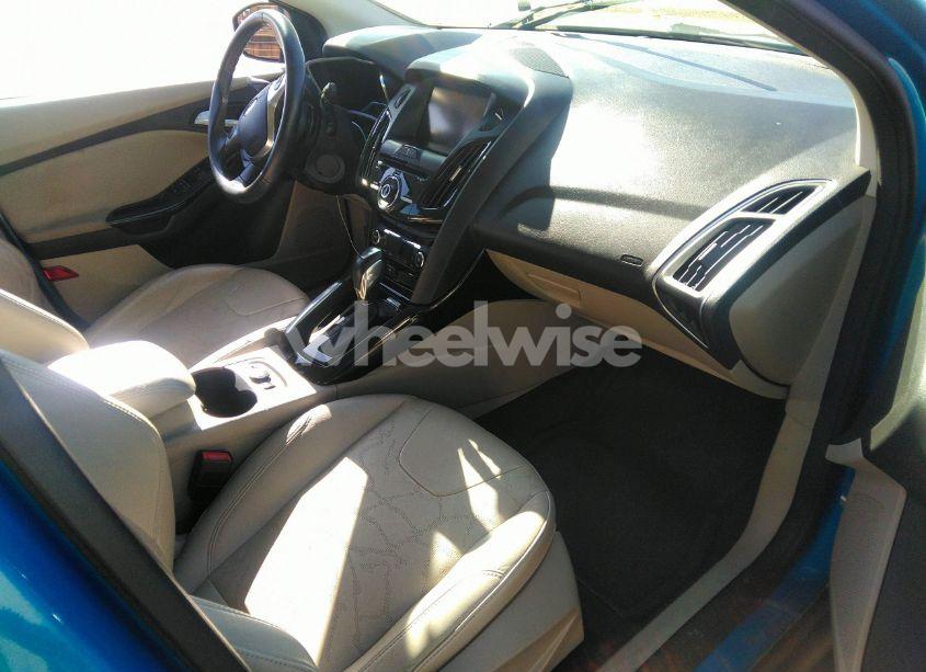 Photo 5 of 2012 Ford Focus ELECTRIC (VIN 1FAHP3R44CL263669)