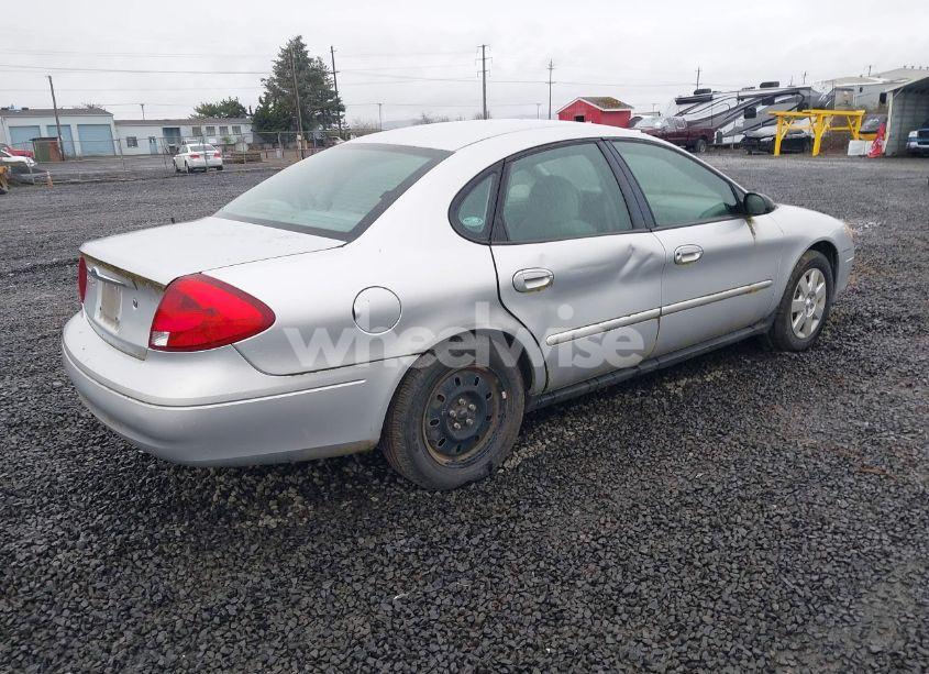 Photo 4 of 2001 Ford Taurus LX (VIN 1FAHP52U41G203452)