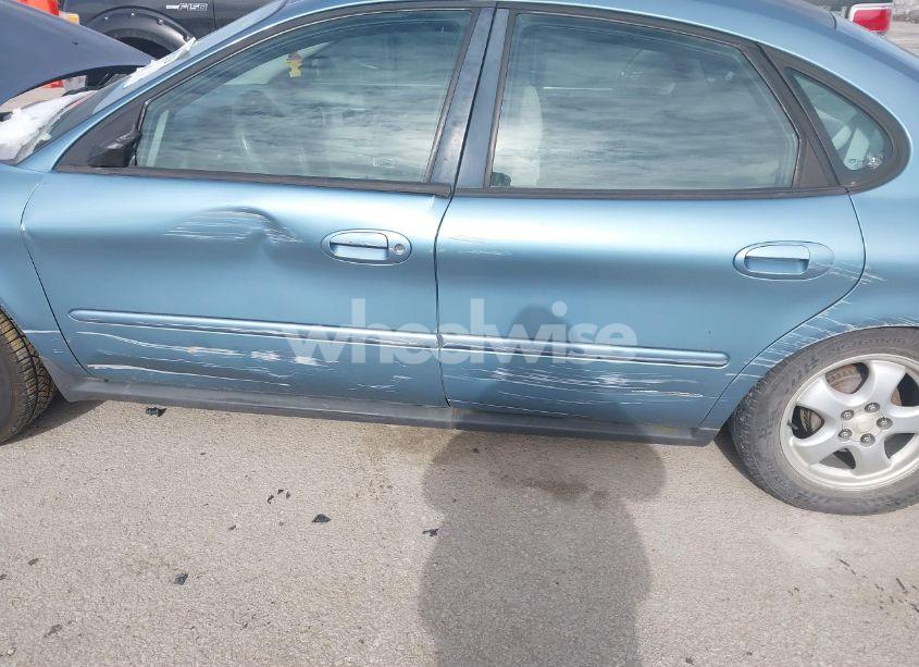 Photo 6 of 2005 Ford Taurus SE (VIN 1FAHP53295A165349)