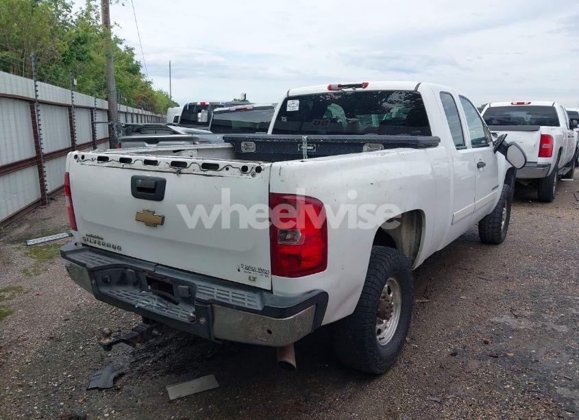 Photo 4 of 2007 Chevrolet Silverado 2500HD LT1 (VIN 1FAHP532X6A******)