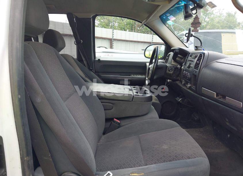 Photo 5 of 2007 Chevrolet Silverado 2500HD LT1 (VIN 1FAHP532X6A******)