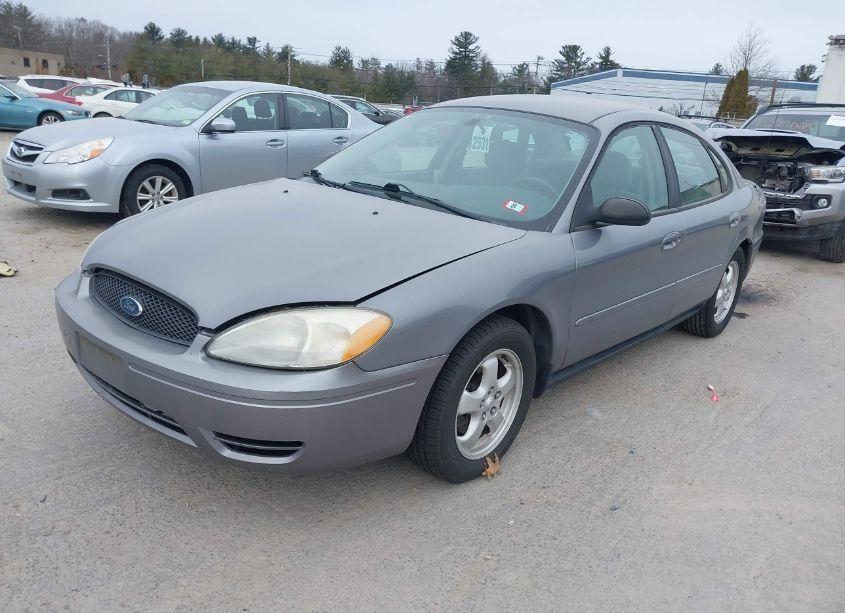Photo 2 of 2007 Ford Taurus SE (VIN 1FAHP53U97A201710)