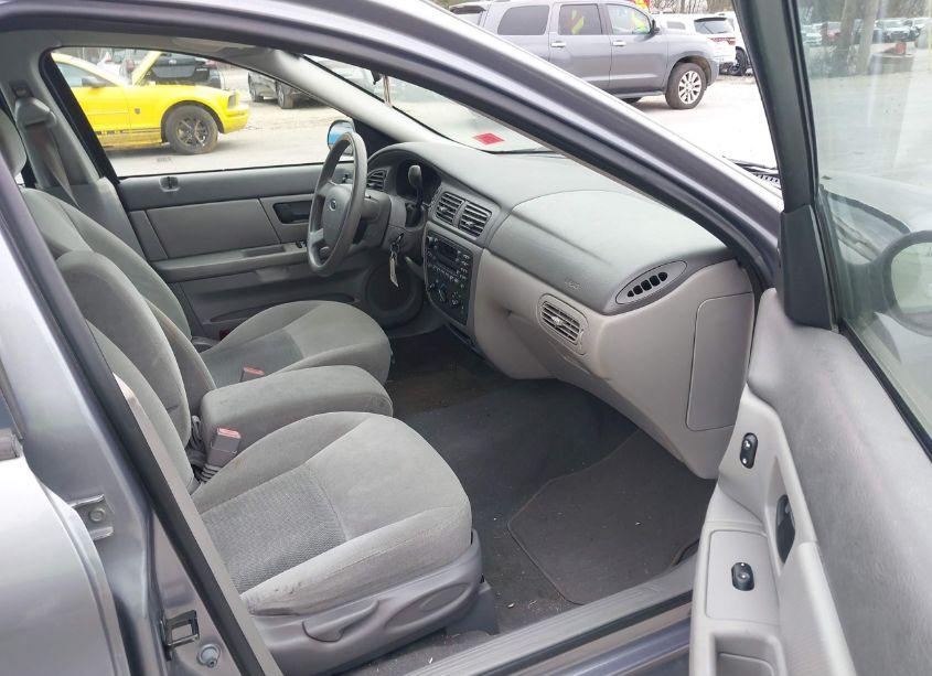 Photo 5 of 2007 Ford Taurus SE (VIN 1FAHP53U97A201710)