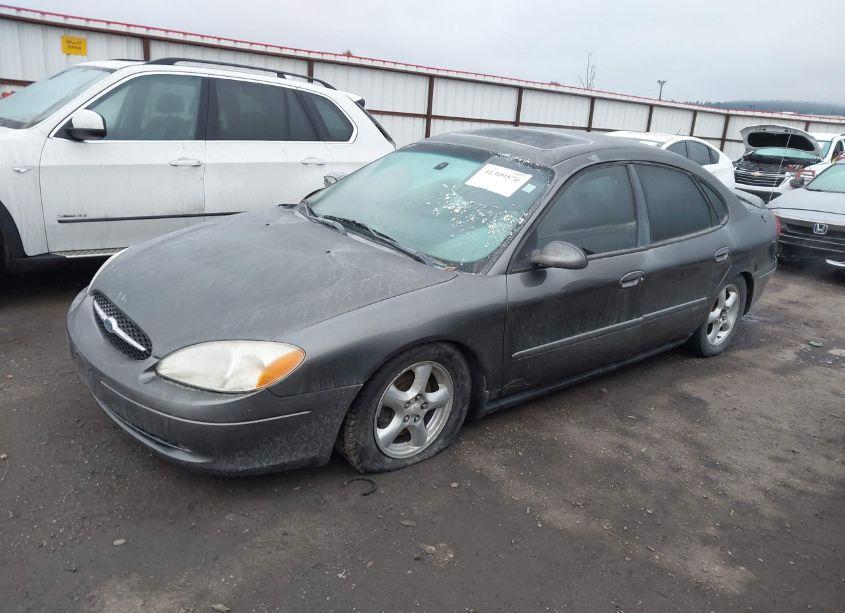 Photo 2 of 2003 Ford Taurus (VIN 1FAHP55S03G118900)