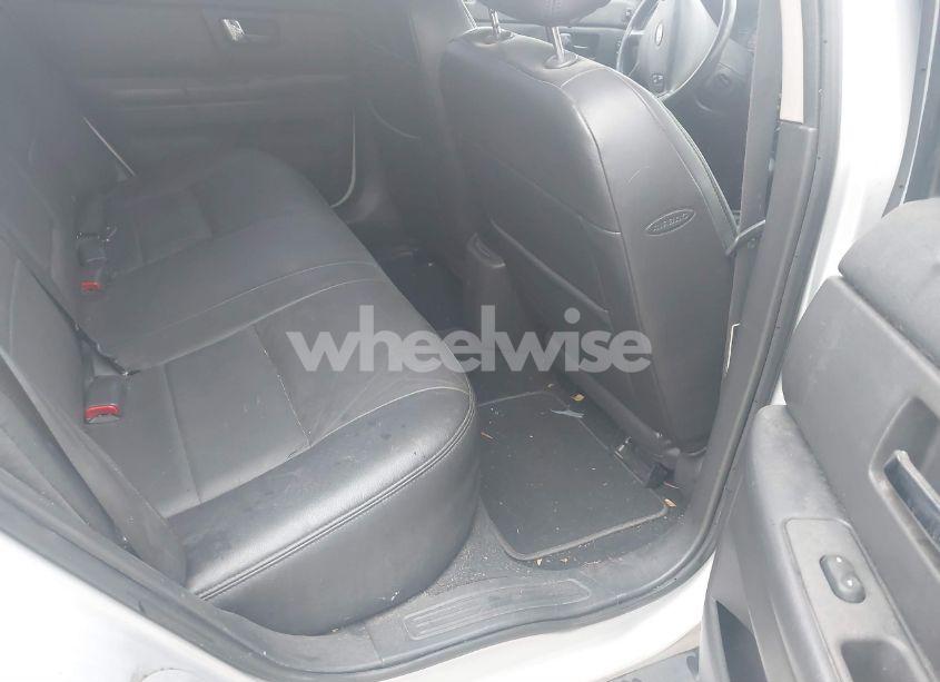 Photo 8 of 2003 Ford Taurus SES (VIN 1FAHP55S93A107056)