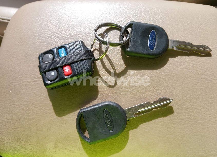 Photo 11 of 2003 Ford Taurus SEL (VIN 1FAHP56S53G224385)