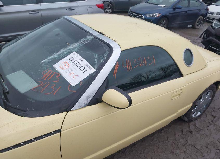 2002 Ford Thunderbird